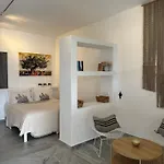 Rodi Apartment Páros